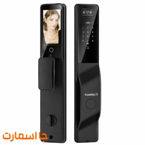 دستگیره هوشمند کادونیو مدل 500FVP ## هدف ایجاد یک تبلیغ تصویری حرفه‌ای و لوکس به‌صورت شبکه‌ای **۲×۲** برای **[نام محصول]** با تمرکز اصلی بر نمایش واقعی دستگیره هوشمند **در حالت نصب‌شده روی در**. حداقل **۳ تصویر از ۴ تصویر باید دستگیره را روی در واقعی و استاندارد نشان دهند**؛ شامل نمای بیرونی در، نمای داخلی در و نمای نزدیک از نحوه استفاده. طراحی در، چهارچوب، ضخامت در، محل نصب قفل و جهت دستگیره باید کاملاً واقعی، مهندسی‌شده و منطقی باشد. --- ## بوم تصویر * **نسبت ابعاد:** ۱:۱ * **ساختار:** شبکه ۲×۲ با چهار پنل مساوی * **جهت:** مربع * **سبک کلی:** عکاسی معماری و محصول لوکس، فوق‌واقع‌گرایانه * **کیفیت:** Photorealistic, Hyper-realistic, 8K * **کاربرد:** فروشگاه اینترنتی، شبکه‌های اجتماعی برند لوکس، تبلیغات دیجیتال، معرفی محصول و کمپین‌های خانه هوشمند --- # پنل ۱ — نمای بیرونی در / Hero Exterior **عنوان:** دستگیره هوشمند نصب‌شده روی نمای بیرونی در **توضیحات:** نمای قهرمان از **[نام محصول]** که به‌صورت کاملاً واقعی روی یک در ورودی مدرن و لوکس نصب شده است. محصول باید نقطه تمرکز اصلی تصویر باشد، اما بخش کافی از در، چهارچوب و محیط ورودی نیز دیده شود تا نحوه نصب محصول کاملاً قابل درک باشد. **جزئیات بصری:** * در ورودی مدرن با ابعاد و ضخامت واقعی * چهارچوب واقعی و هماهنگ با در * نصب دستگیره در ارتفاع استاندارد * بدنه دستگیره کاملاً عمودی و هم‌راستا با لبه در * نمایش صحیح پنل خارجی دستگیره * محل نصب مورتایس و قفل از نظر فنی منطقی باشد * هیچ قسمت از دستگیره داخل دیوار یا چهارچوب قرار نگیرد * در بسته یا کمی نیمه‌باز باشد * متریال پیشنهادی در: چوب طبیعی، چوب گردویی، چوب بلوط، خاکستری مات یا مشکی لوکس * ورودی خانه یا آپارتمان مدرن و مینیمال **دوربین:** نمای سه‌رخ ۳۰ تا ۴۵ درجه، تقریباً هم‌ارتفاع با دستگیره، لنز 50mm **نور:** نور طبیعی نرم از کنار، سایه‌های واقعی و کنترل‌شده **حس:** لوکس، امن، پیشرفته، معماری مدرن، پریمیوم --- # پنل ۲ — نمای داخلی در / Interior Side **عنوان:** نمای داخلی دستگیره هوشمند **توضیحات:** نمای سمت داخل همان در، با نمایش صحیح **پنل داخلی [نام محصول]**. در باید از نظر رنگ، ضخامت، جهت بازشو و طراحی با پنل اول هماهنگ باشد. اگر محصول دارای دو بخش متفاوت داخلی و خارجی است، **سمت داخلی باید دقیقاً مطابق طراحی واقعی محصول باشد و پنل خارجی به اشتباه در داخل خانه تکرار نشود.** **جزئیات بصری:** * نمای داخل یک خانه، ویلای مدرن یا آپارتمان لوکس * دستگیره روی در نصب باشد، نه روی میز یا سطح * نمایش پنل داخلی واقعی دستگاه * جهت دستگیره متناسب با جهت بازشو در * فاصله منطقی دستگیره تا لبه در * ضخامت واقعی در * چهارچوب و لولاها از نظر معماری صحیح باشند * در صورت نیمه‌باز بودن در، ضخامت لنگه در و زبانه قفل به شکل طبیعی دیده شود * محیط داخلی مینیمال و خلوت باشد * مبلمان یا معماری پس‌زمینه بسیار محو و کنترل‌شده باشد **دوربین:** نمای سه‌رخ داخلی یا زاویه ۴۵ درجه با عمق میدان طبیعی **نورپردازی:** نور طبیعی پنجره همراه با نور محیط داخلی گرم و بسیار ملایم **حس:** آرامش، امنیت، خانه هوشمند، تکنولوژی یکپارچه با معماری --- # پنل ۳ — تعامل واقعی با دستگیره روی در **عنوان:** استفاده روزمره از دستگیره هوشمند **توضیحات:** کلوزآپ از **[نام محصول] در حالی که روی در نصب است** و دست یک فرد در حال استفاده طبیعی از قابلیت اصلی آن است. بسته به امکانات واقعی محصول، یکی از این تعامل‌ها انتخاب شود: * قرار دادن انگشت روی حسگر اثر انگشت * وارد کردن رمز روی صفحه * نزدیک کردن کارت RFID * گرفتن دستگیره برای باز کردن در * استفاده از تشخیص چهره، در صورتی که واقعاً در این مدل وجود دارد **مهم:** دستگیره در این تصویر نیز باید روی همان در واقعی نصب باشد؛ تصویر نباید تبدیل به عکس محصول شناور یا استودیویی شود. **جزئیات بصری:** * دست انسان طبیعی و آناتومیک * پنج انگشت صحیح * نحوه گرفتن دستگیره طبیعی * مقیاس دست نسبت به محصول واقعی باشد * حسگر یا صفحه لمسی دقیقاً در محل واقعی خود قرار داشته باشد * تماس انگشت با سنسور طبیعی و منطقی باشد * محصول بدون تغییر شکل یا طراحی نمایش داده شود * قسمتی از در و چهارچوب در تصویر باقی بماند **دوربین:** Close-up / 70–85mm **عمق میدان:** کم‌عمق اما طبیعی؛ محصول کاملاً واضح و پس‌زمینه ملایم **حس:** تکنولوژی هوشمند، راحتی، امنیت، تجربه کاربری پریمیوم --- # پنل ۴ — نمای معماری / جزئیات لوکس محصول **عنوان:** دستگیره به‌عنوان بخشی از معماری ورودی **توضیحات:** یک تصویر لوکس و ادیتوریال از **[نام محصول] که همچنان روی در نصب است**؛ با تمرکز بر جنس بدنه، سطح، جزئیات طراحی و هماهنگی محصول با معماری. به‌جای قرار دادن محصول روی میز، دستگیره باید بخشی از طراحی در و فضای ورودی باشد. **جزئیات بصری:** * نمای نزدیک یا نیمه‌نزدیک از محصول روی در * نمایش دقیق متریال و پرداخت سطح * انعکاس نور طبیعی روی فلز، شیشه یا سطح محصول * نمایش لبه در یا چهارچوب برای تأکید بر واقعی بودن نصب * بافت واقعی چوب، سنگ، میکروسمنت یا فلز در محیط * معماری مینیمال و لوکس * ترکیب‌بندی مجله‌ای و تبلیغاتی **دوربین:** Macro / Detail shot یا نمای سه‌رخ نزدیک **نورپردازی:** هایلایت نرم روی محصول، نور طبیعی کنترل‌شده، کنتراست متوسط **حس:** مهندسی دقیق، کیفیت ساخت، تکنولوژی لوکس، طراحی بی‌زمان --- # الزامات بسیار مهم طراحی در در تمام تصاویر نصب‌شده: * در باید **یک لنگه واقعی با ضخامت منطقی** داشته باشد. * چهارچوب باید به‌صورت معماری صحیح طراحی شود. * دستگیره نباید روی چهارچوب نصب شود. * دستگیره نباید بیش از حد به لبه در نزدیک باشد. * بدنه دستگیره باید کاملاً عمودی و صاف باشد. * پنل داخلی و خارجی باید دقیقاً در دو سمت یک نقطه از در قرار بگیرند. * ابعاد پنل داخلی و خارجی متناسب با ضخامت در باشد. * اگر در نیمه‌باز است، اتصال دو پنل از نظر هندسی منطقی باشد. * محل قفل، مورتایس، زبانه و strike plate باید واقعی باشد. * جهت بازشو در و جهت دستگیره با یکدیگر سازگار باشند. * دستگیره نباید معلق، کج، خمیده یا داخل در فرو رفته باشد. * نسبت ابعاد در، دستگیره و دست انسان باید کاملاً واقعی باشد. * در نباید باریک، بسیار نازک یا شبیه یک صفحه بدون ضخامت طراحی شود. * از طراحی درهای غیرممکن، چهارچوب‌های ناقص یا لولاهای اشتباه جلوگیری شود. --- # حفظ طراحی واقعی محصول **[نام محصول] باید دقیقاً مطابق تصویر مرجع محصول ساخته شود.** موارد زیر به هیچ عنوان تغییر نکنند: * فرم کلی بدنه * طول و عرض محصول * نسبت اجزای مختلف * محل سنسور اثر انگشت * صفحه‌نمایش یا صفحه رمز * دوربین تشخیص چهره * دستگیره فیزیکی * لوگو و نوشته‌های واقعی در صورت وجود * رنگ بدنه * جنس و پرداخت سطح * پنل داخلی * پنل خارجی **هیچ قابلیت، دکمه، دوربین، نمایشگر یا حسگری که در محصول واقعی وجود ندارد اضافه نشود.** --- # سبک بصری **کلمات کلیدی:** Luxury smart home photography, premium architectural photography, smart door lock installed on door, realistic front and back door lock installation, luxury entrance design, modern interior architecture, editorial product photography, minimalist architecture, high-end residential design, photorealistic smart lock, real-world product installation, 8K detail, realistic materials, natural lighting. --- # دوربین و نورپردازی **نوع عکاسی:** ترکیب عکاسی معماری، محصول و سبک زندگی لوکس **لنزهای پیشنهادی:** * 35mm برای فضای معماری * 50mm برای Hero Shot * 70–85mm برای تعامل انسانی * 90–100mm Macro برای جزئیات **نور:** نور طبیعی پنجره یا نور روز نرم **نوردهی:** متعادل، طبیعی، بدون HDR مصنوعی **سایه‌ها:** واقعی، نرم و جهت‌دار **انعکاس‌ها:** کنترل‌شده و منطبق با متریال واقعی محصول --- # پالت معماری پیشنهادی فضا و در بهتر است از ترکیب‌های پریمیوم زیر استفاده کند: * چوب گردویی + مشکی مات * چوب بلوط روشن + بژ گرم * خاکستری گرم + چوب طبیعی * میکروسمنت روشن + چوب * سنگ طبیعی + مشکی * سفید گرم + چوب بلوط * در مشکی مینیمال + دیوار خاکستری روشن رنگ محیط نباید باعث تغییر ادراکی رنگ اصلی دستگیره شود. --- # موارد ممنوع و Negative Prompt **ممنوع:** * دستگیره شناور * دستگیره روی میز در بیش از یک پنل * محصول جدا از در * در بدون ضخامت * در کج یا دفرمه * چهارچوب غیرواقعی * نصب دستگیره روی چهارچوب * دو دستگیره خارجی در دو طرف در * استفاده از پنل خارجی به‌عنوان پنل داخلی * قرارگیری اشتباه پنل جلو و پشت * دستگیره بسیار بزرگ یا بسیار کوچک نسبت به در * دستگیره کج * محصول تغییرشکل‌یافته * صفحه نمایش یا سنسور اضافه * دکمه‌های خیالی * مورتایس غیرواقعی * زبانه قفل در محل اشتباه * لولای غیرمنطقی * جهت بازشوی غیرممکن * دست انسان ناقص یا دارای انگشت اضافه * ظاهر CGI و پلاستیکی * متریال ارزان * نورپردازی شدید و غیرواقعی * محیط شلوغ * رنگ‌های جیغ * انعکاس مصنوعی * متن تبلیغاتی روی تصویر * واترمارک * لوگوی اضافه * نوشته‌های ساختگی * تغییر رنگ محصول * تغییر فرم اصلی محصول --- ## اولویت نهایی **اولویت اول: شباهت دقیق دستگیره به محصول واقعی.** **اولویت دوم: نصب کاملاً صحیح و مهندسی‌شده روی در.** **اولویت سوم: نمایش هر دو سمت خارجی و داخلی دستگیره.** **اولویت چهارم: معماری لوکس و واقع‌گرایی بسیار بالا.** خروجی نهایی باید در نگاه اول شبیه **عکاسی واقعی یک پروژه نصب دستگیره هوشمند در یک خانه لوکس** باشد، نه یک تصویر ساخته‌شده توسط هوش مصنوعی.
